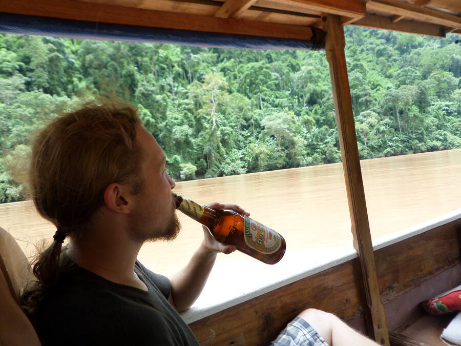 sam_1945.jpg sam_1945.jpg