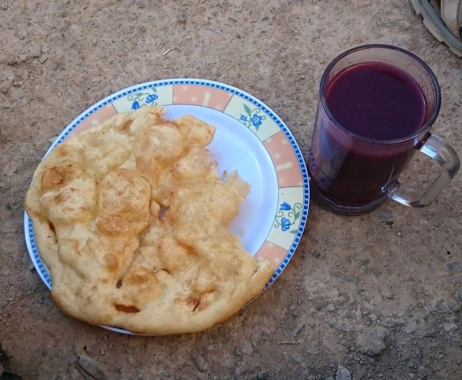 Api con pasteles. Api con pasteles.