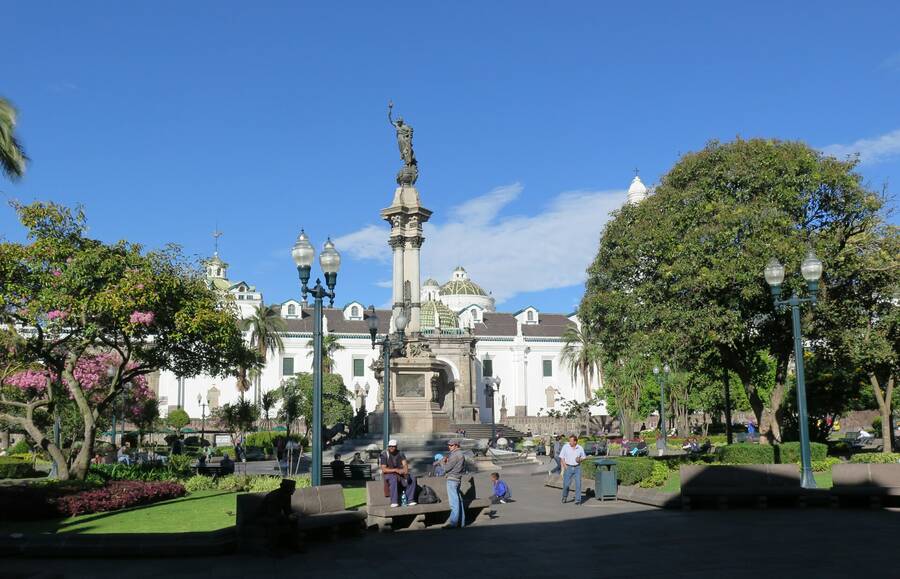 Catedral Metropolitana Quito (a náměstí nezávislosti) Catedral Metropolitana Quito (a náměstí nezávislosti)