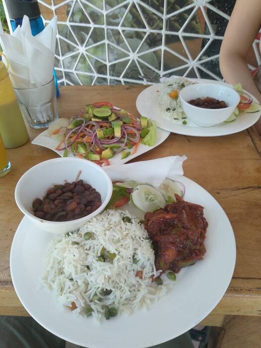 Za 60 korun, našli jsme restauraci zaslíbenou. Za 60 korun, našli jsme restauraci zaslíbenou.